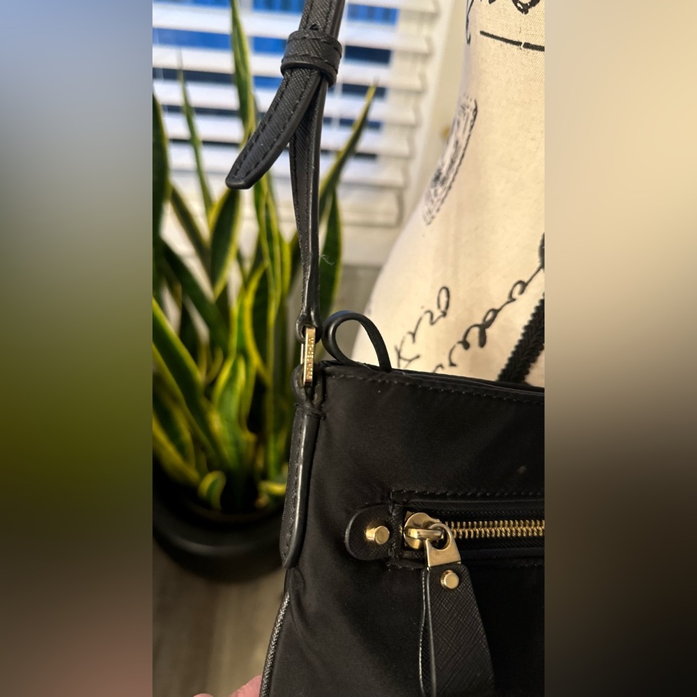 Michael Kors Crossbody Bag - Picture 2 of 10